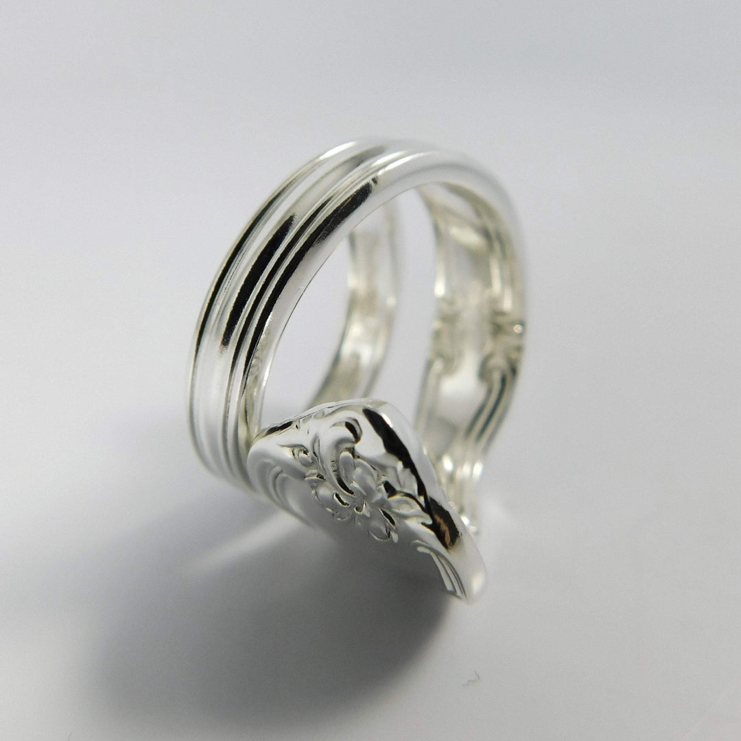 Bowknot Spiral Twist Sterling Silver Spoon Ring