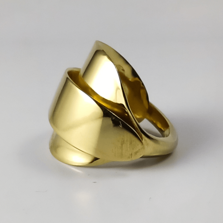 Pointed Elegance Sterling Silver Whole Demitasse Spoon Ring