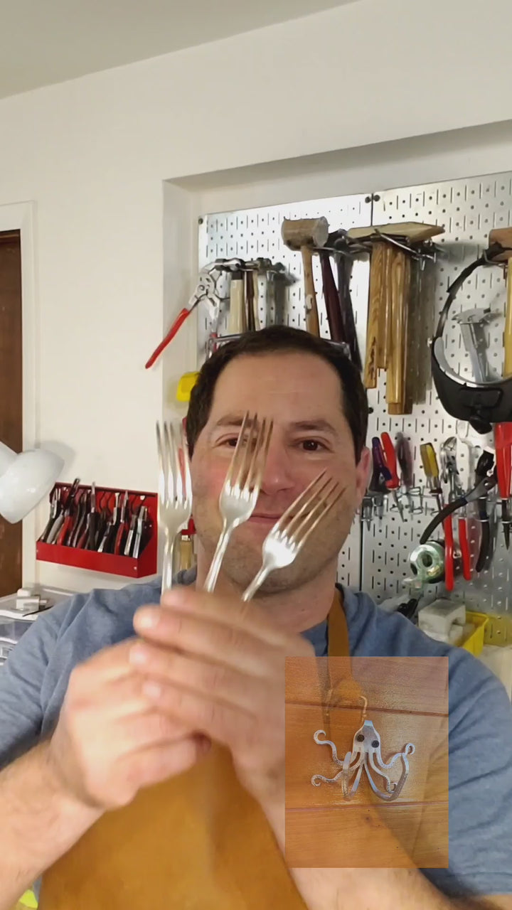 'Drunk Octopus Wants to Fight' - Fork Sculpture Octopus Hook