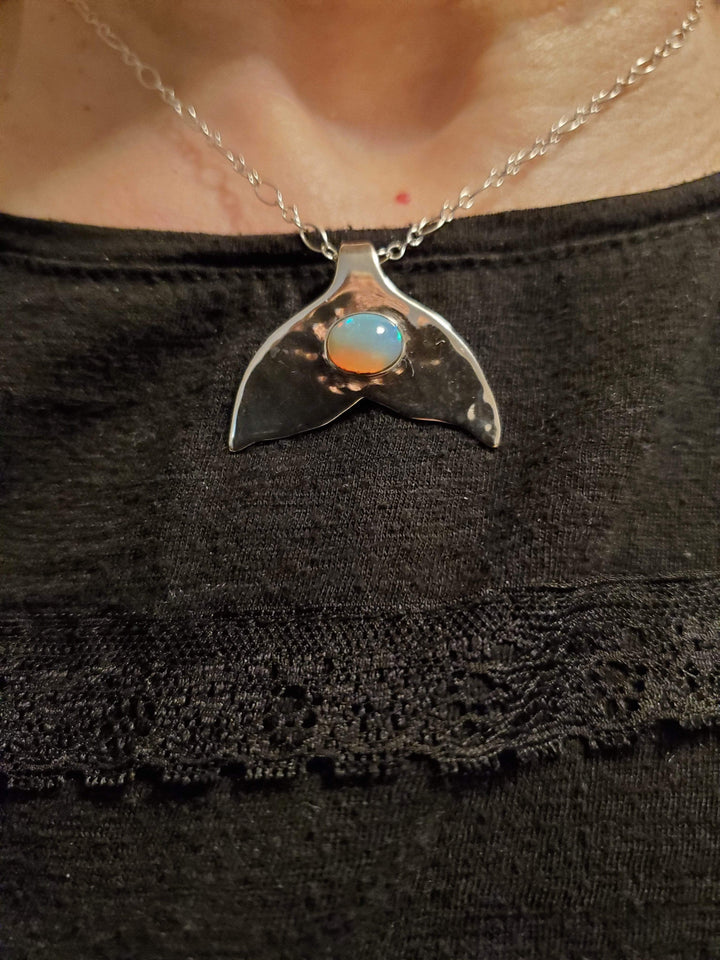 Jewelry Opal Mermaid Tail Silverware Pendant Necklace