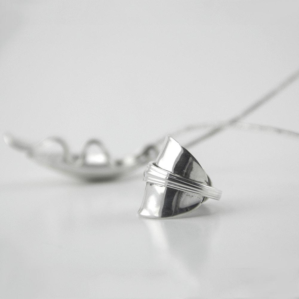 Lustrada Sterling Silver Matching Ring & Pendant with Neckwire Necklace