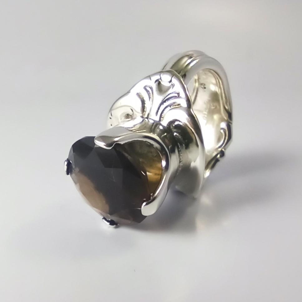 Smoky Quartz Princess Spoon Ring, Sterling Silver with Prong-Set Natural Smoky Quartz Gemstone