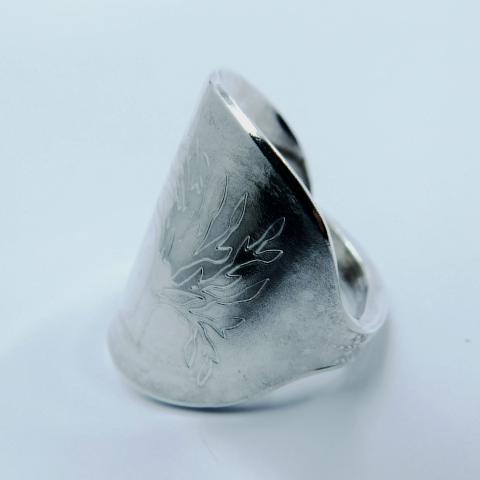 Engraved Tree of Life Silver Trim Handle Demitasse Spoon Ring