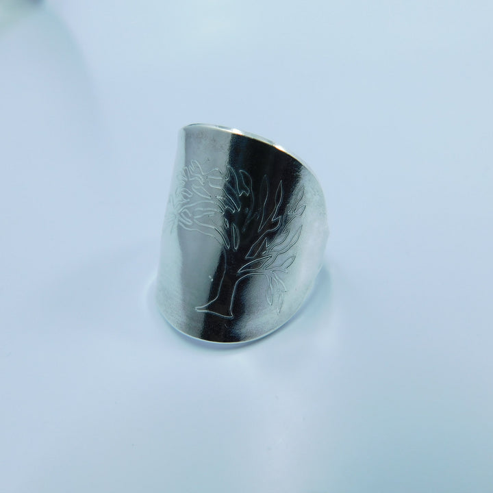 Engraved Tree of Life Silver Trim Handle Demitasse Spoon Ring