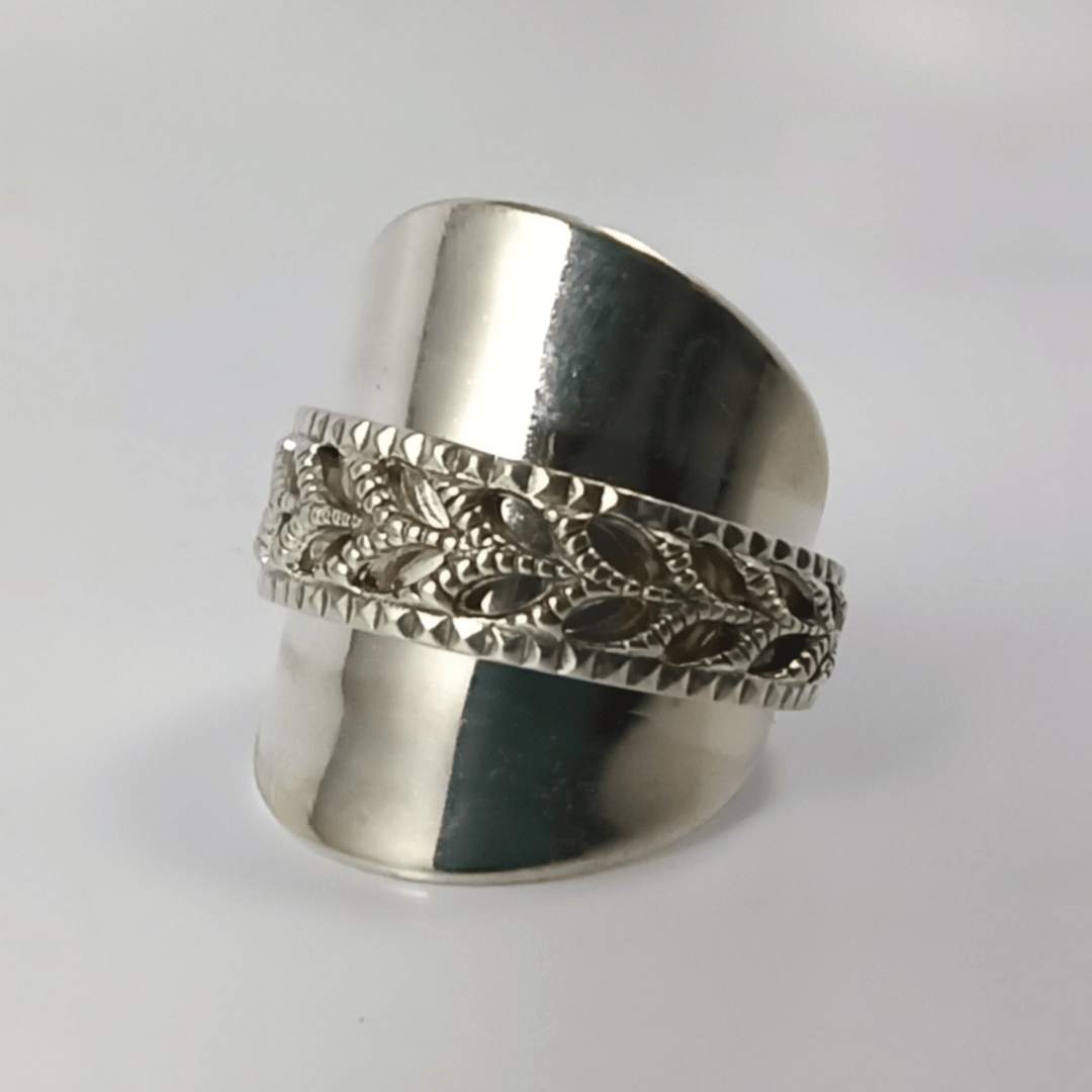 Norway Branch Whole Spoon Ring