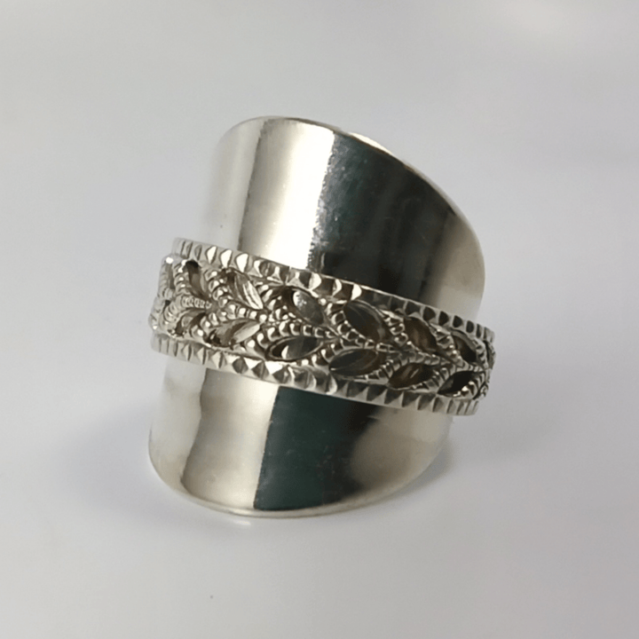 Norway Branch Whole Spoon Ring